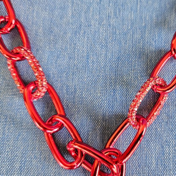 ❤️🏩Betsey Johnson 3-D HEART Statement Necklace - NWT🏩❤️ - Picture 16 of 16